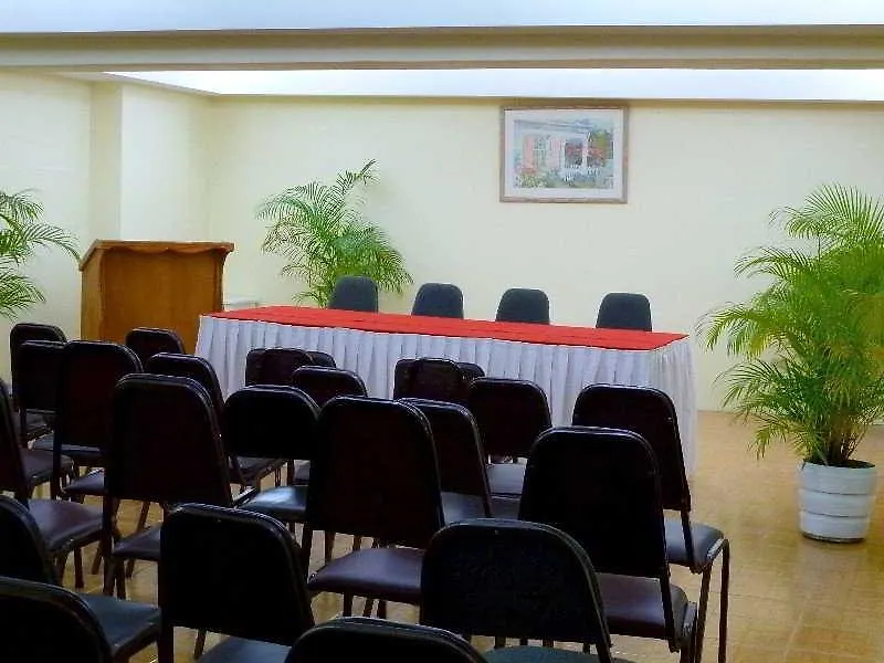 Royal Palm Suite Hotel Dibe